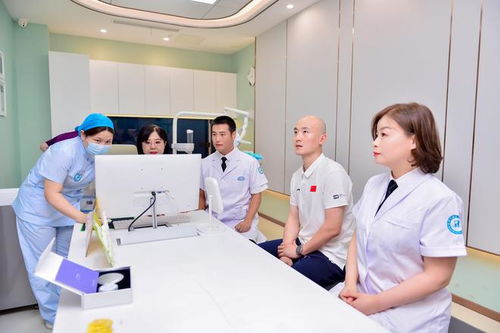 羽毛球世界冠軍助力保定牙博士小歪牙矯正基金啟動儀式，共促口腔健康新篇章